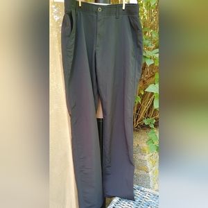Under Armor straight leg black pants 34/32 NWT